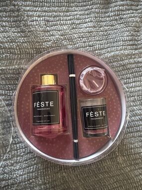 Feste Fragrances Pink Reed Diffuser & Candle Gift Set